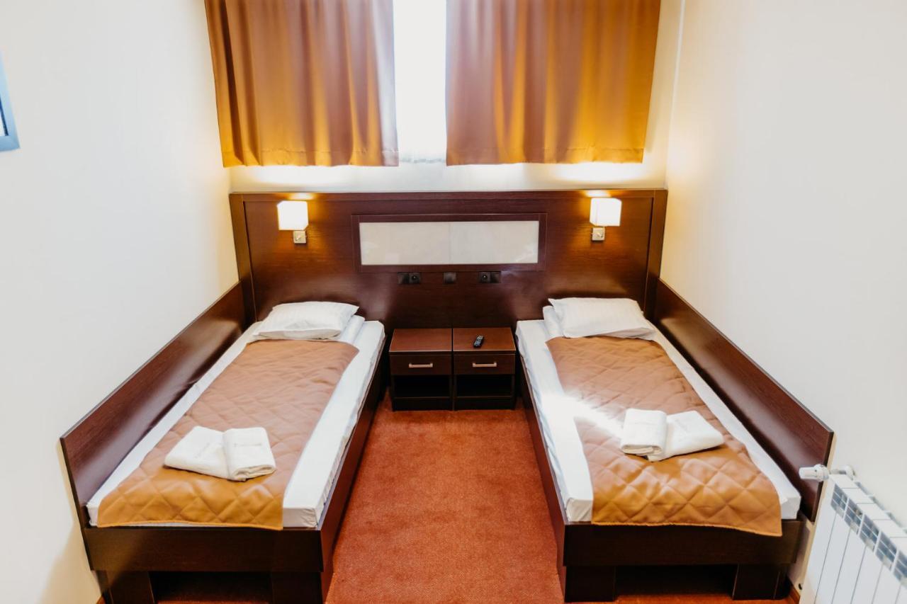 Korczowa 3*